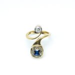 Zlatý prsten osazený přírodními diamanty 0,58 ct a přírodním safírem dobré kvality 0,48 ct