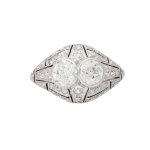 Platinový prsten s brilianty1,45 ct, období Art Deco