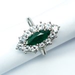 Zlatý prsten s brilianty 1,80 ct a přírodním smaragdem 1,20 ct