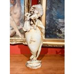 Amphora, secesní figurální váza
