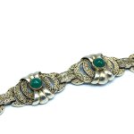 Theodor Fahrner, Stříbrný náramek s chalcedony