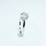 Luxusní zlatý prsten s briliantem 1,04 Ct