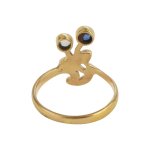 Zlatý secesní prsten s diamantem a safírem