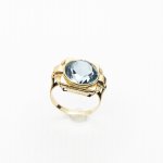 Zlatý prsten s akvamarínem
