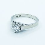 Solitérní briliantový prsten