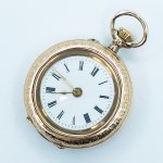 Zlaté kapesní hodinky, jeptišky